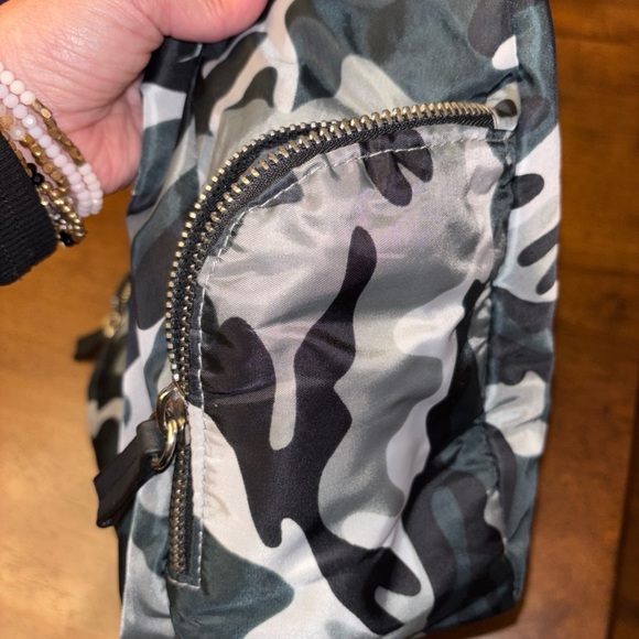 SR Squared sonia roberts Shoulder Bag purse camo pattern - Picture 6 of 6